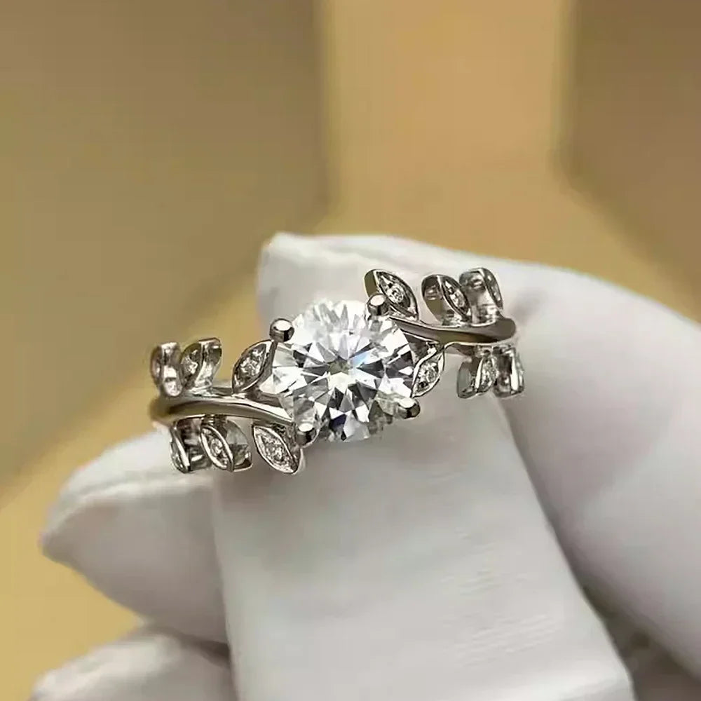 1CT Leaf Moissanite Diamond Engagement Rings